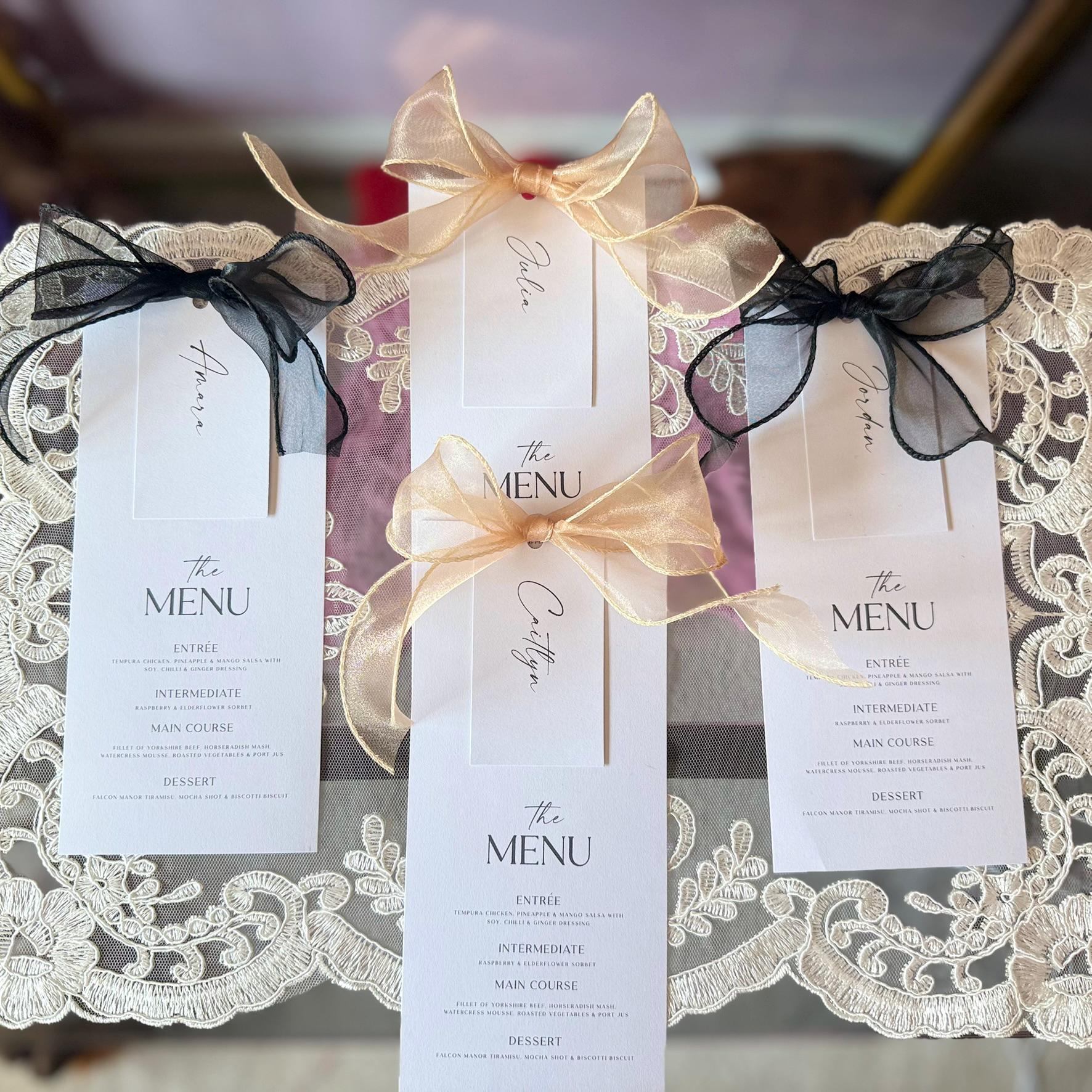 Classic Collection Menu Place Cards with Name and Bows