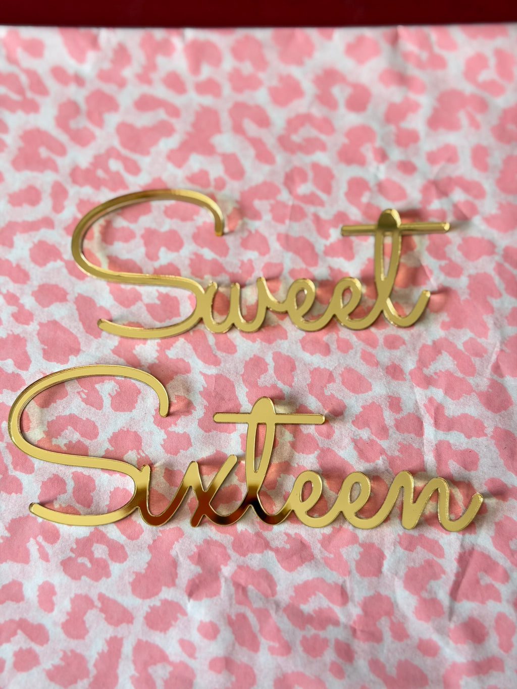 Sweet Sixteen Flat Lay Cake Charm — Gold Mirror Acrylic